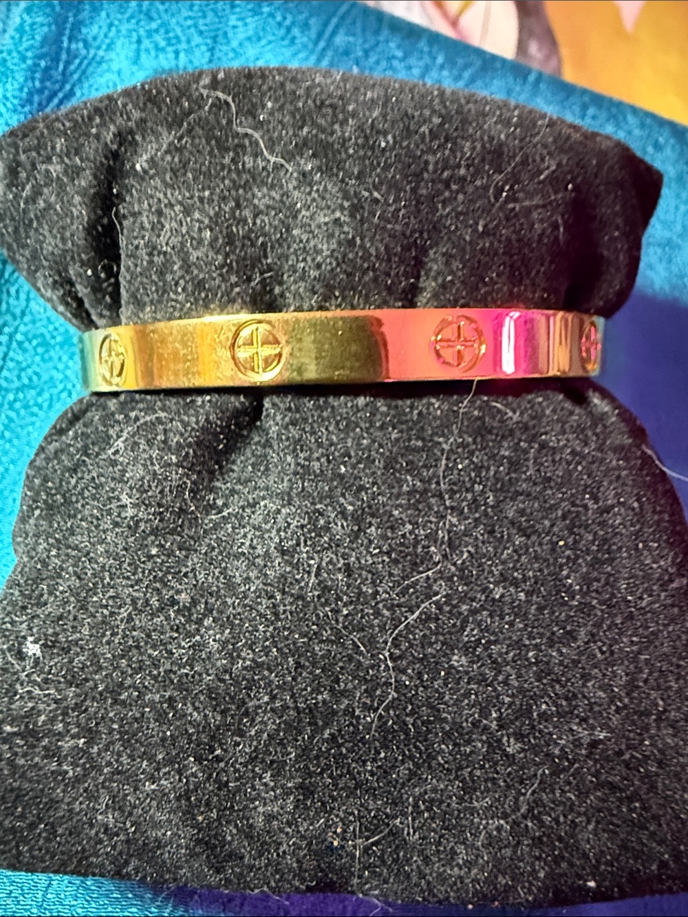 Gold Tone Hinged Bangle Bracelet - Women's Accessory